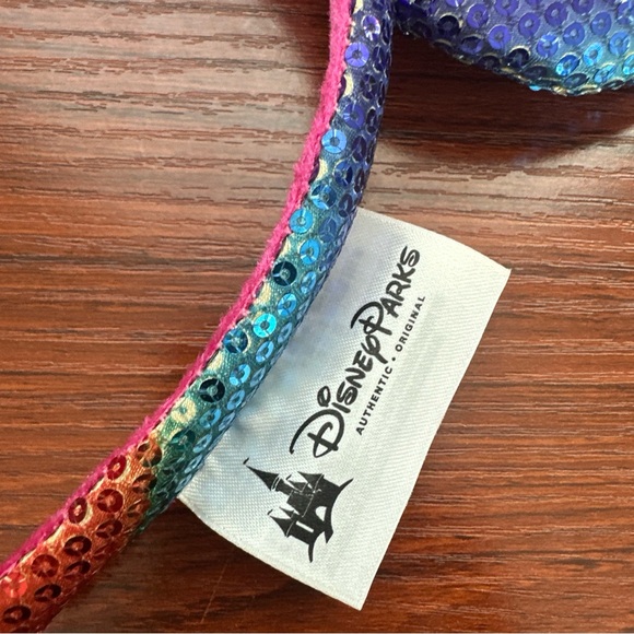 DISNEY PARKS RAINBOW SEQUIN MINNIE MOUSE MICKEY EARS - Picture 5 of 10